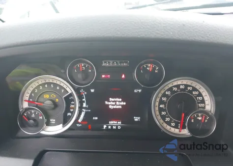 2014 Ram 1500 Big Horn z USA, uszkodzony, nr VIN 1C6RR7LT8ES308581